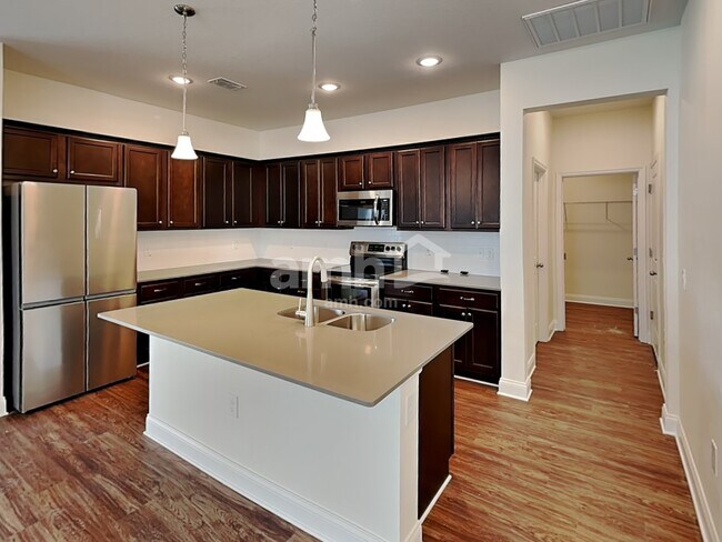 Building Photo - 966 Summer Stone Lp