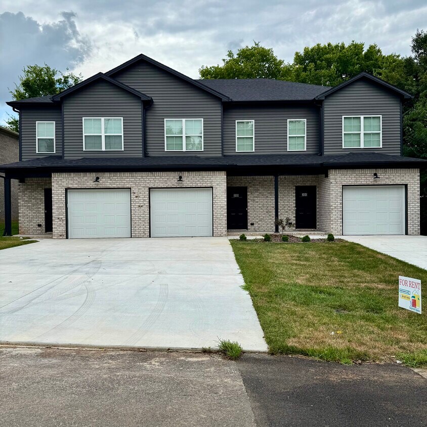 Foto principal - 205 Cherry Way
