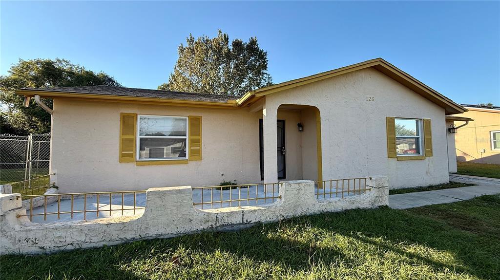 Primary Photo - 126 Zacalo Way