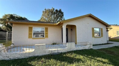 Building Photo - 126 Zacalo Way