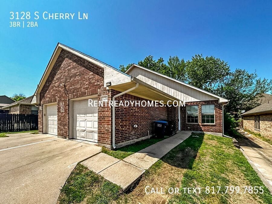 Foto principal - 3128 S Cherry Ln