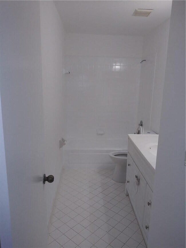 Photo - 3477 NW 44th St Apartment