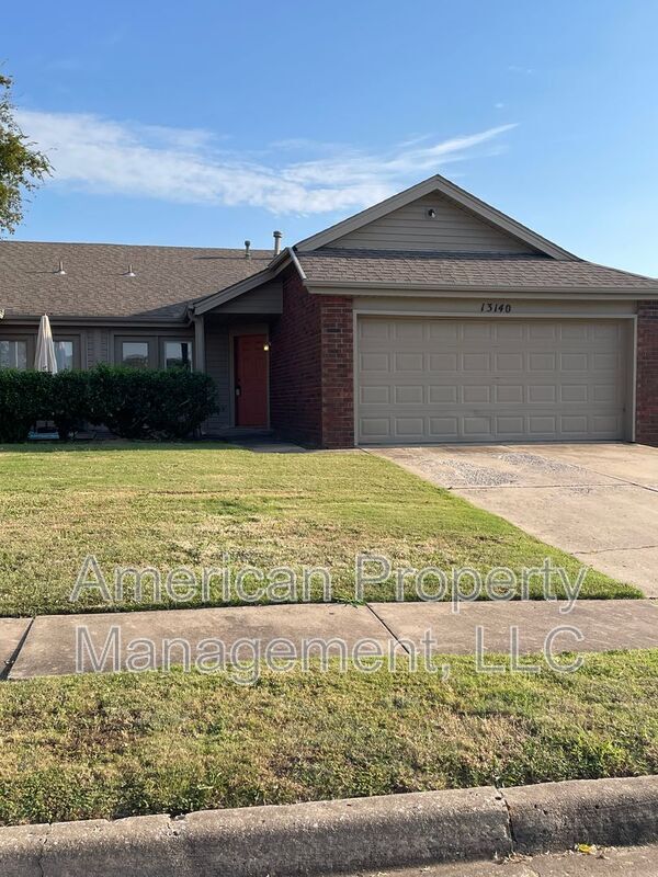 Foto principal - 13140 E 44th St