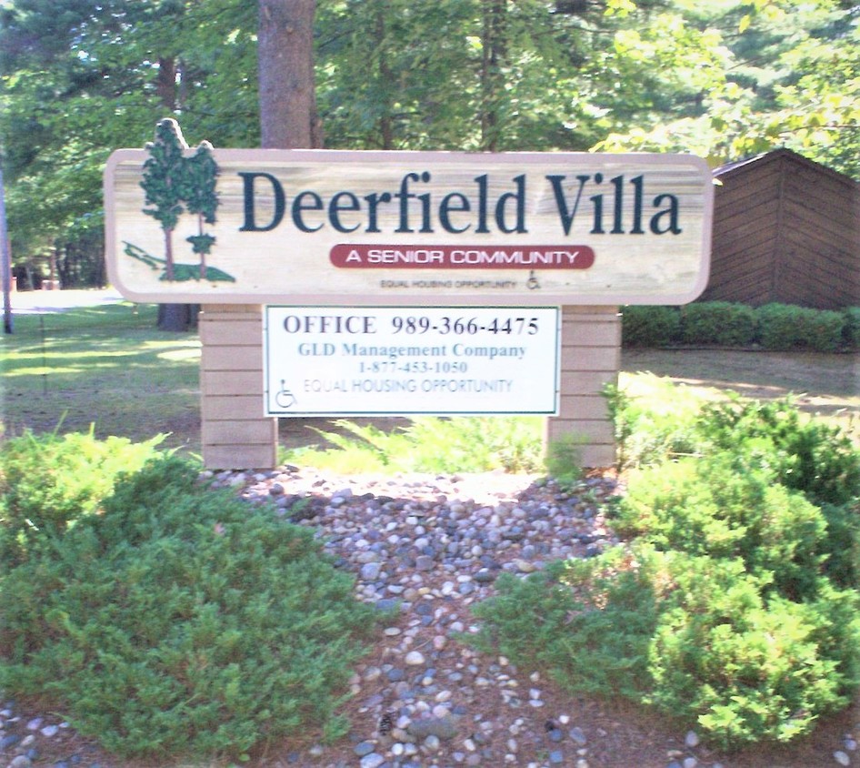 Building Photo - Deerfield Villa Apartments