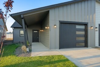 Building Photo - 7889 N Mocha Lp