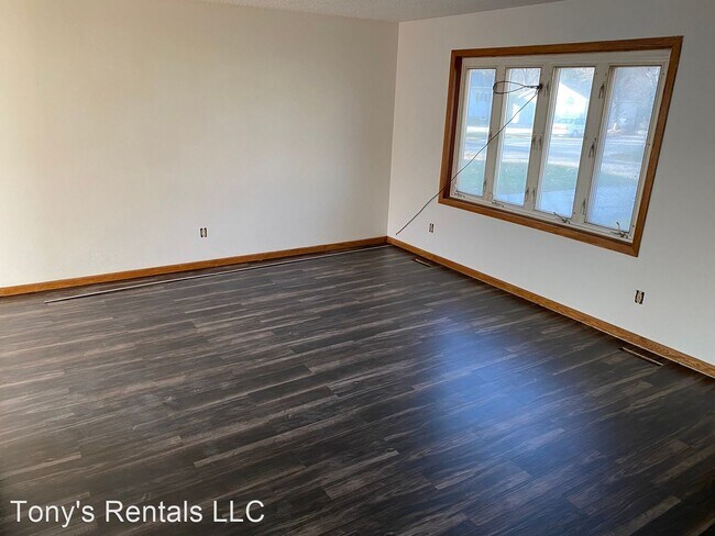 Building Photo - 2 br, 1 bath House - 223 Hollywood Avenue