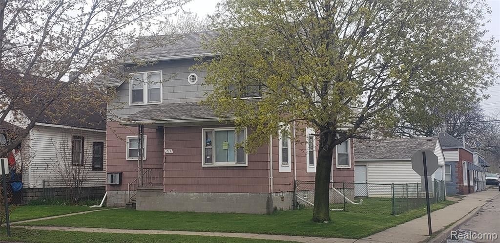 Primary Photo - 217 Richter St