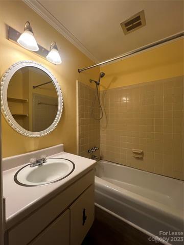 Foto del edificio - 250 Nixon Rd