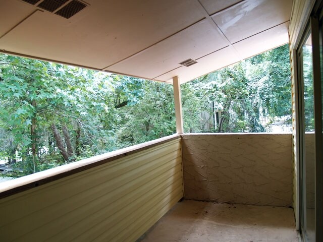 Building Photo - Rockbrook