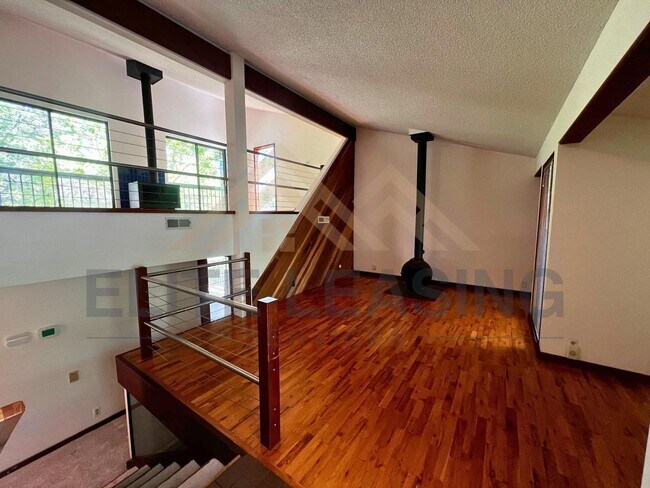 Foto del edificio - 4870 SW Skyline Pkwy