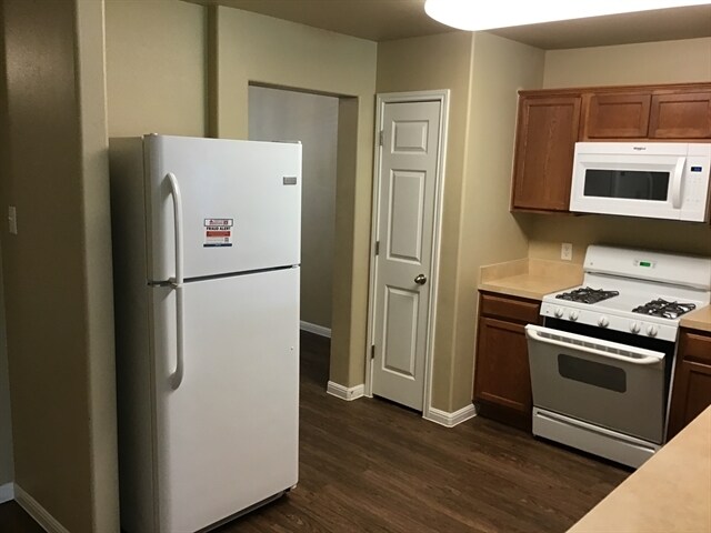 Foto del edificio - 3723 Holden Ct