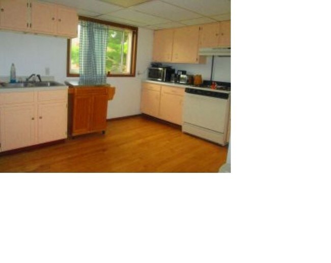 455 W Main St, Green Valley, WI 54127 Apartments in Green Valley, WI