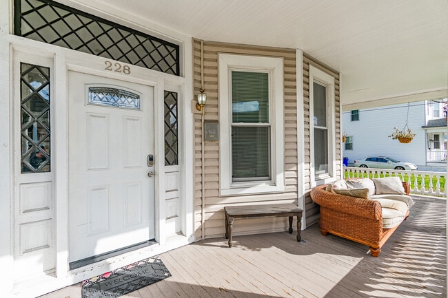 Photo - 228 W 28th St House