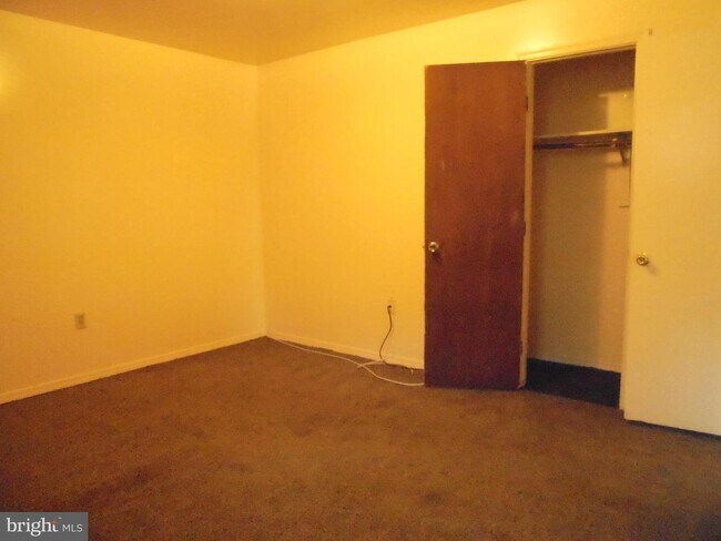 Building Photo - 6 Ed Turner Ln