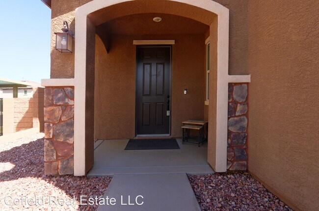 Foto del edificio - 4 br, 3 bath House - 1404 Thurlow Ct.