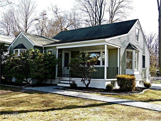 Primary Photo - 3 br, 2 bath House - 266 N Main St