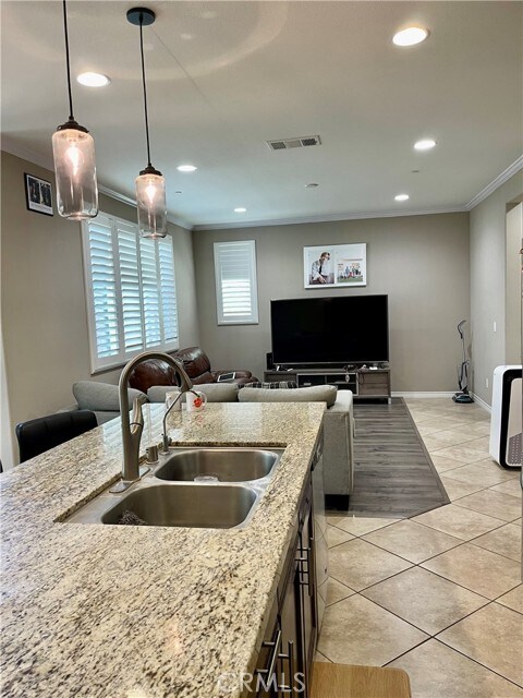 Building Photo - 15812 Clementine Ln