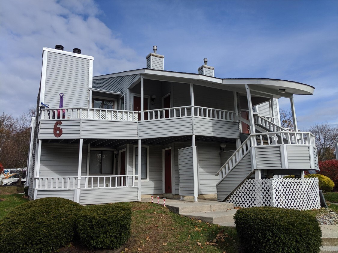 608 Abbey Ct, Sicklerville, NJ 08081 Townhouse for Rent in Sicklerville, NJ