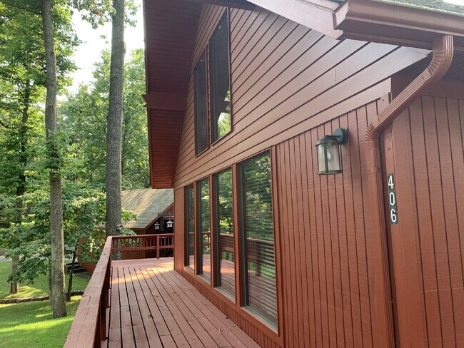 Building Photo - 406 S 37th St