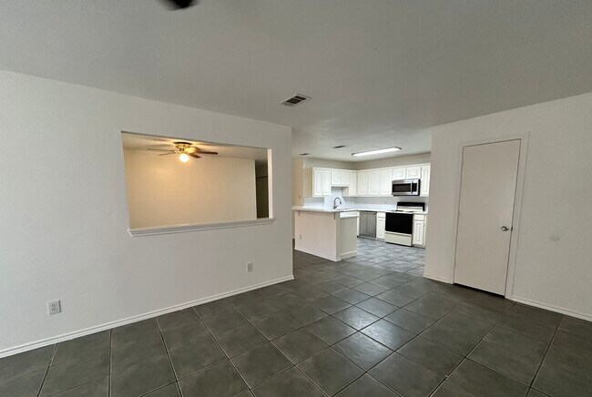 Foto del edificio - 3822 Stuart Rd