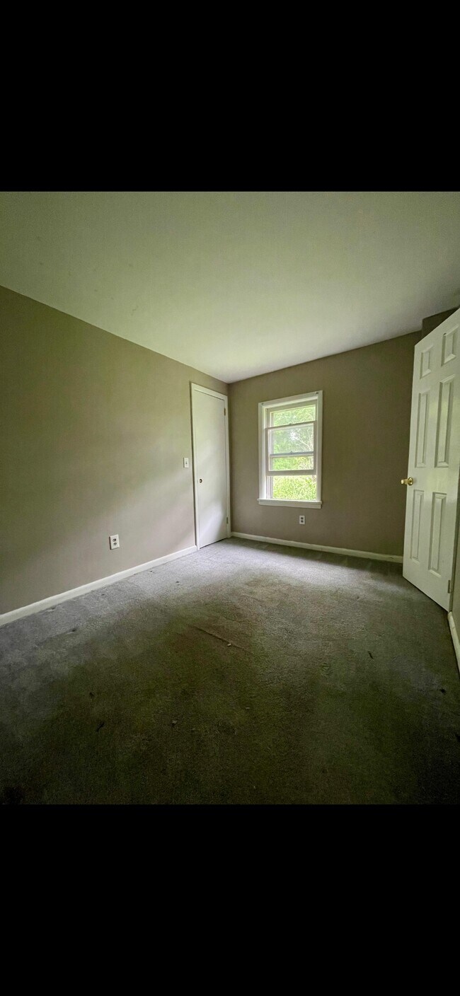 Building Photo - 1533 NY-208