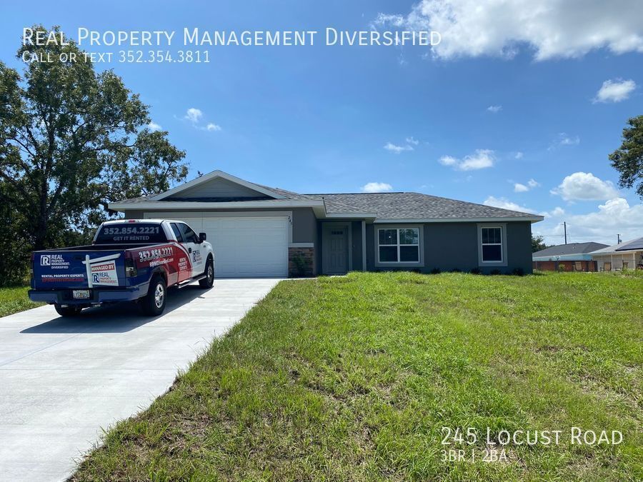 Primary Photo - Custom Home - Desirable SE Ocala Neighborh...