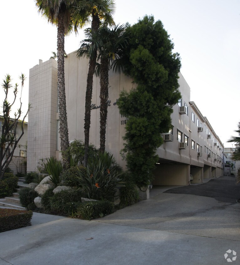 Chenault Hills Apartments Apartments in Los Angeles, CA