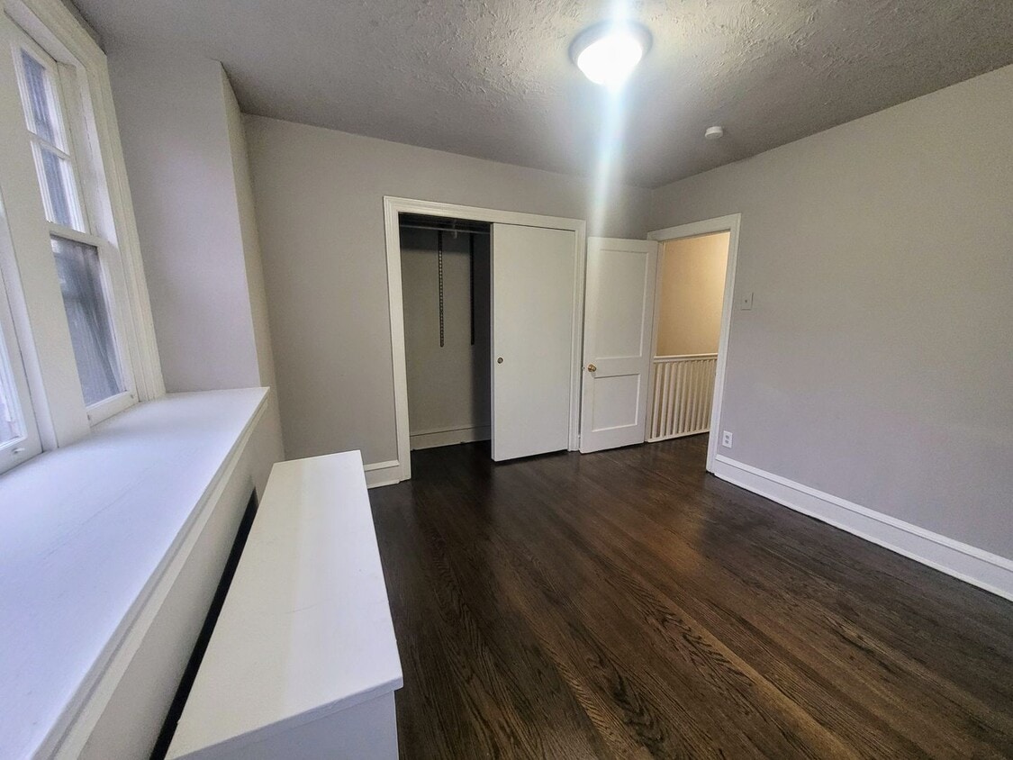 Primary Photo - Your Family's New Home - 3bd/1ba newly ren...