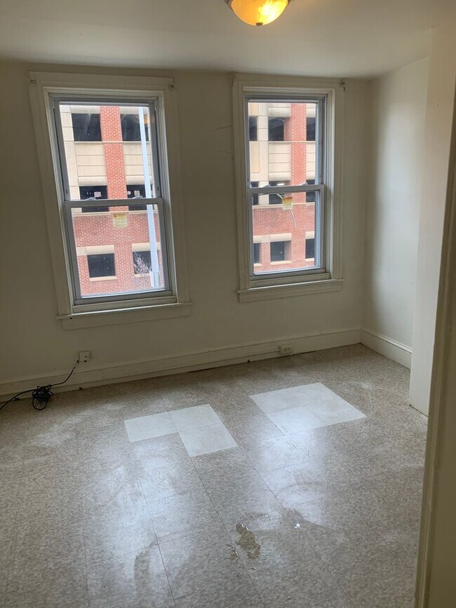 Foto del edificio - 725 Washington St