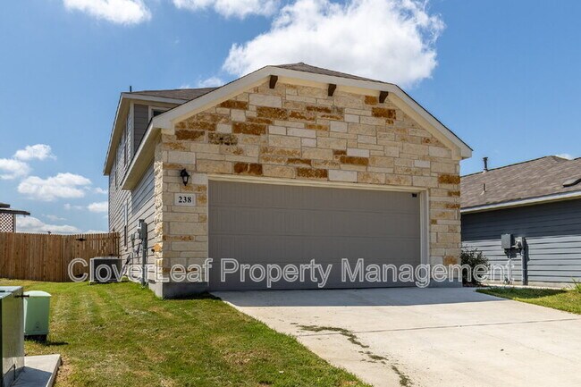Foto del edificio - 238 Jaycen Ln