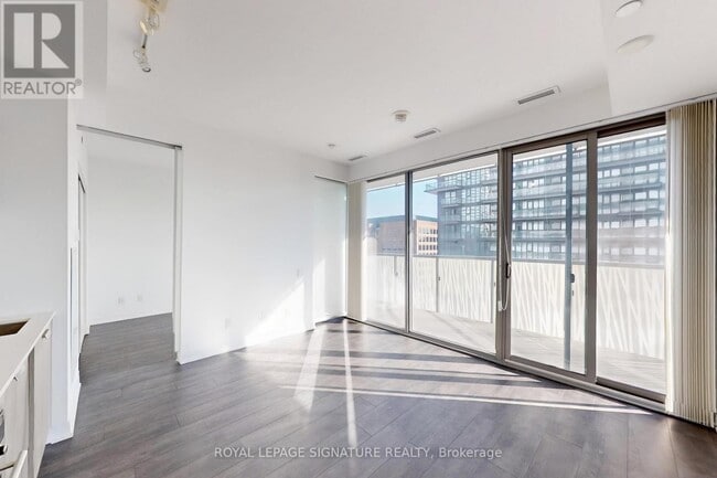 Building Photo - 50A Charles St E