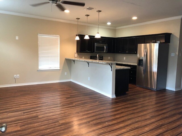 Foto principal - 403 Highlands St