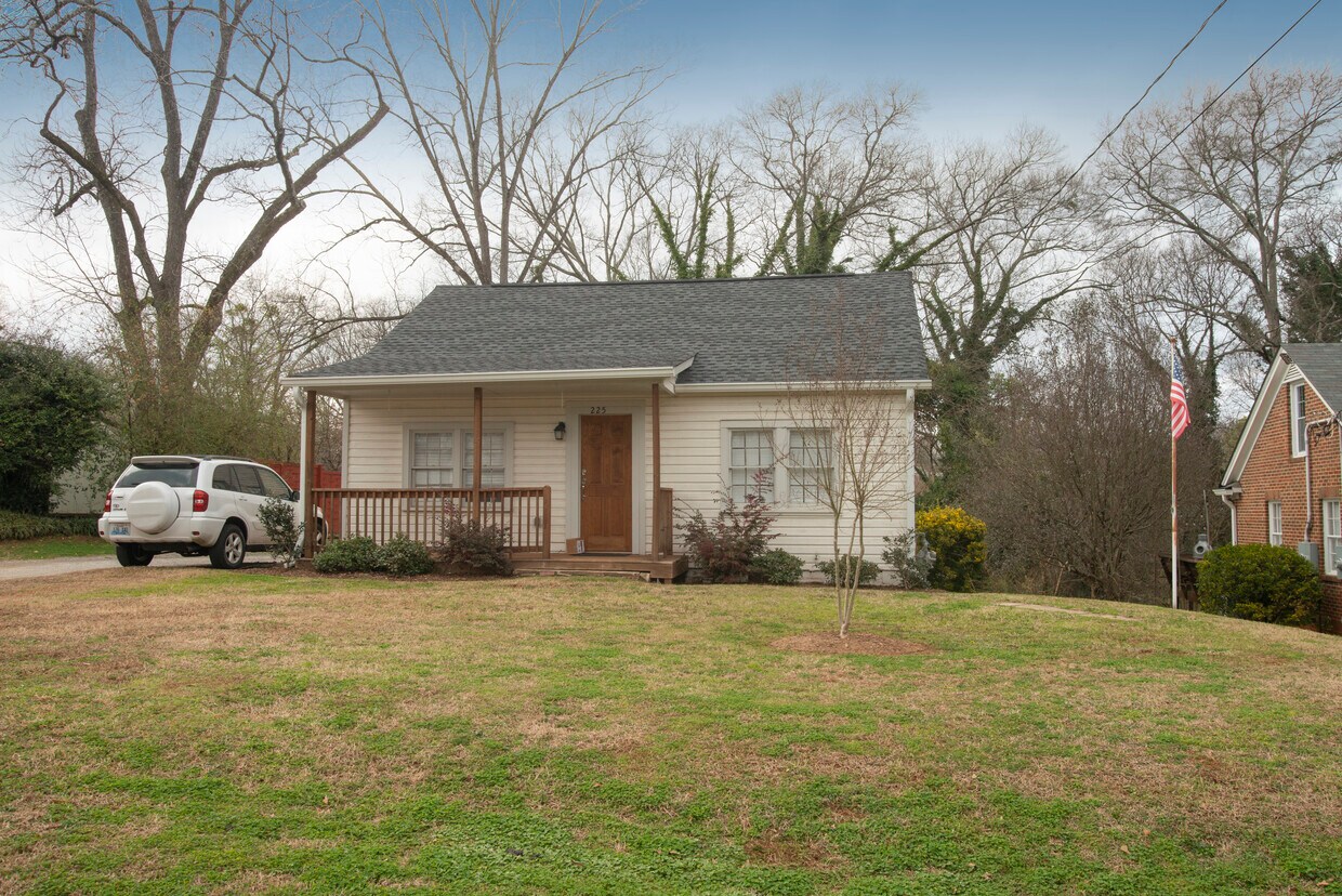 225 Hall St, Athens, GA 30605 Townhome Rentals in Athens GA