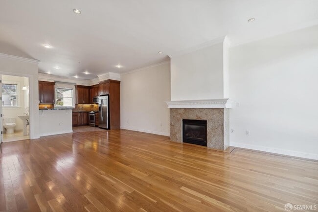 Foto del edificio - 1592 Dolores St