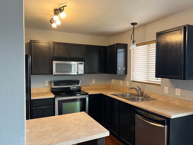 Foto del edificio - 6960 N 89th St