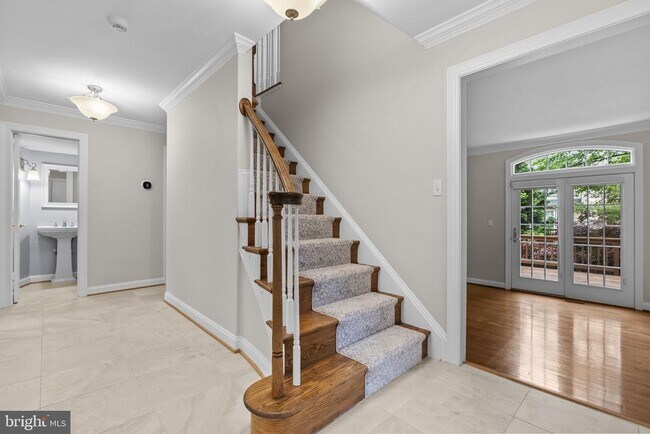 Foto del edificio - 7510 Collins Meade Way