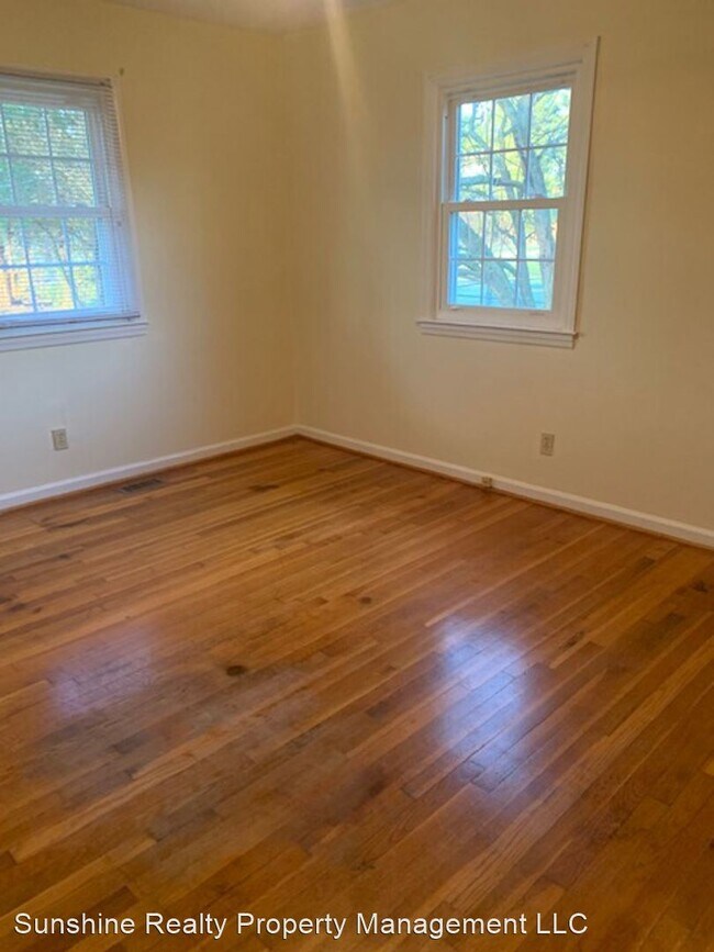 Foto del edificio - 3 br, 1 bath House - 315 E. Dameron Ave
