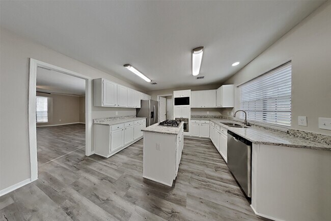 Building Photo - 17227 S Bristle Pine Dr