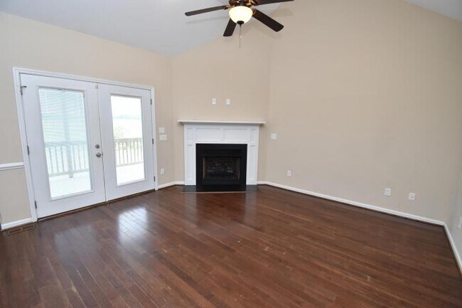 Building Photo - 3 bedroom in Princeton NC 27569