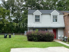 Building Photo - 8-14 Westridge Cir SW