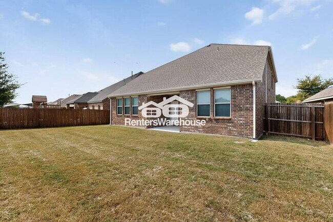 Building Photo - Little Elm Gem - Completely Renovated and Ready for Move In