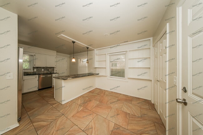 Building Photo - 2928 NW 67th St