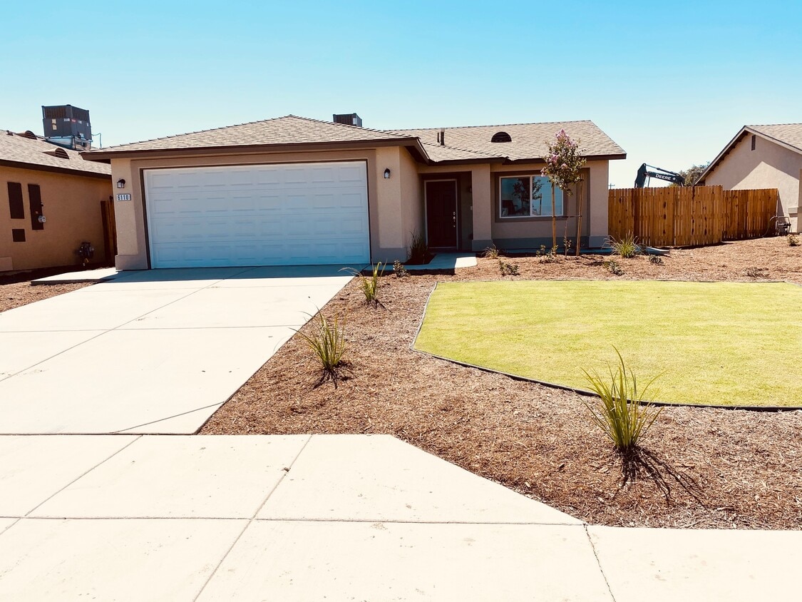 6110 Zaragoza Dr, Bakersfield, CA 93307 House Rental in Bakersfield