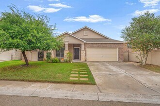 Building Photo - 326 Sabal Loop