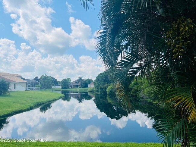 Foto del edificio - 289 Pebble Hill Way