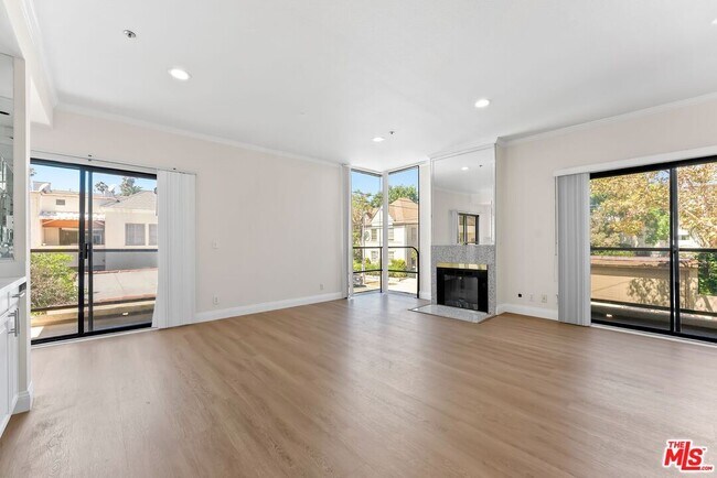 Building Photo - 8558 Chalmers Dr