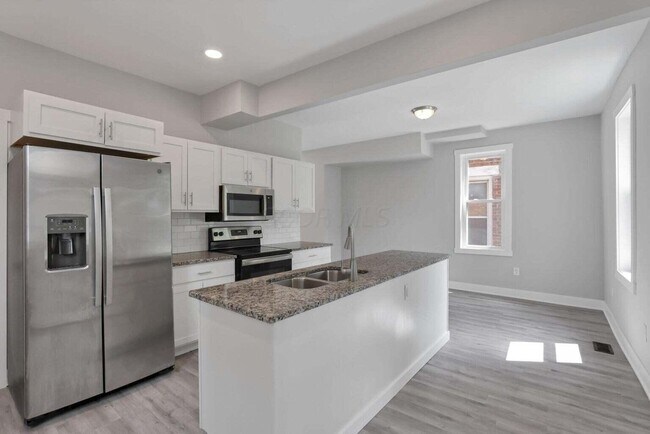 Foto del edificio - 1779 Parsons Ave