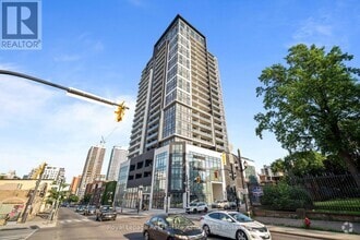 Building Photo - 15-1215 Queen St S
