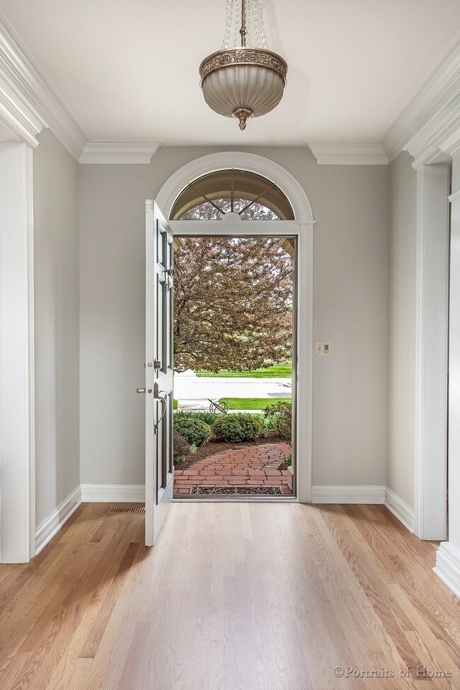 Building Photo - 910 Newton Ave