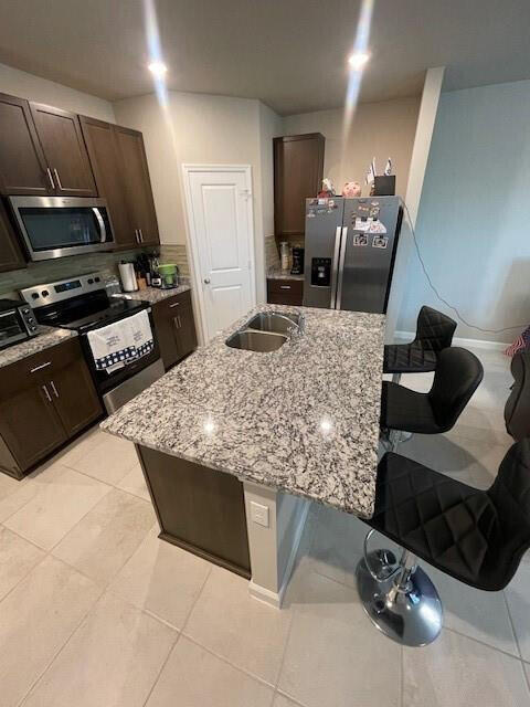 Building Photo - 5688 Mentmore Dr